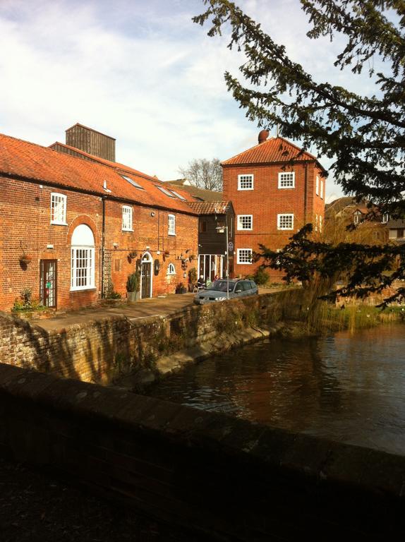 The Wensum Lodge Hotel Fakenham Exterior foto